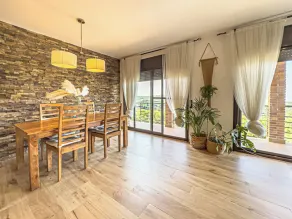 4 bedroom private vacation home in Canyelles - Image 3