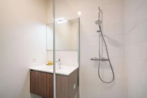 City Rhythm Abode for 10 in Antwerp - Image 3