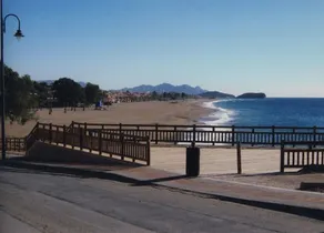 Appartamento a Bolnuevo con vista mare, piscina condivisa, A/C e Wi-Fi - Image 3