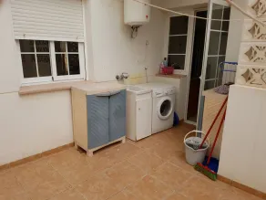 Spacious modern apartment with large terrace and private pool, long & short lets - Image 2