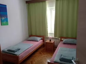 Holiday apartment with terrace and air conditioning - Image 5