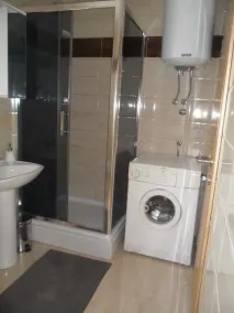 Holiday apartment with a balcony - Image 2