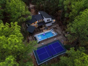 Heated Pool + Pickleball + Mini Golf | Sleeps 20 - Image 3
