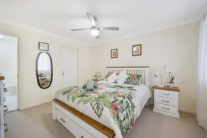 3/54 Owen Street, Large Townhouse In Great Location - Image 4
