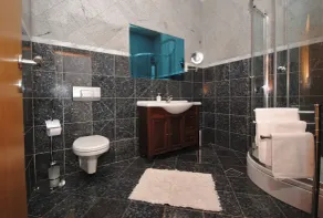 Luxury beachfront apartment Blue Pearl - Image 5