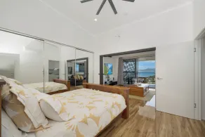 Luxury Loft with Stunning Views (Upstairs) - Image 3