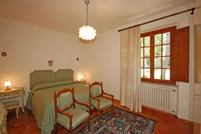 Spacious Villa with Pool in the heart of Chianti, ideal for exploring Tuscany - Image 5