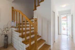 Family-friendly, quiet location, near the beach, barbecue in the garden, - Image 2
