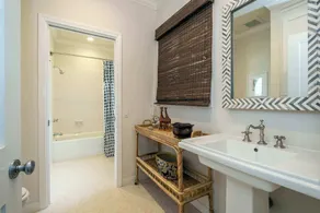 Majestic Montecito - Luxurious Getaway & Hot Tub - Image 4