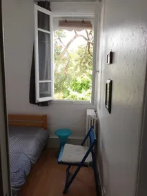 Two-room apartment close to beach and shops - Image 5