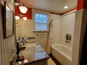 Charming & Cozy Victorian in Quiet Residential Setting - Image 2