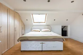 London Stylish 3BR house - Image 5