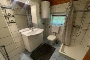 Semesterhus med privat pool - Image 2