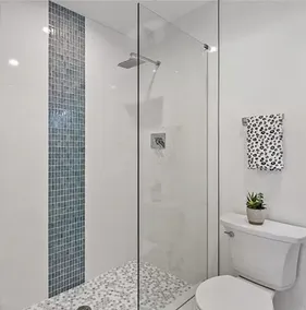 PRICE REDUCED AND ONLY A FEW MINUTES FROM THE #1 BEACH IN THE US!!! - Image 5