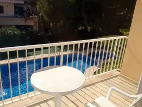 Modern lägenhet med balkong till den vackra gemensamma poolen, WIFI. Ca n'Antonia 092 - Image 4