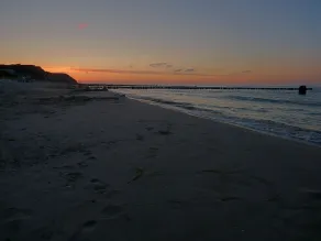 Sonnig und gemütlich - zwei Außenbereiche und stilvolle Außenanlage mit Teich - Image 3