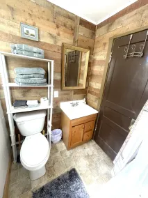 The West Virginia Way, The Cackalacky Shack - Image 5