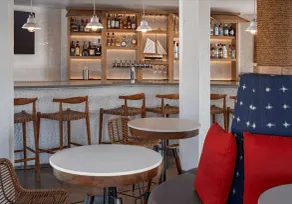 2 Connecting Suites at a 4⭐️ Hotel - Image 4