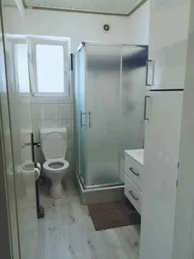 Casa vacanze con i giocattoli in giardino - Image 3