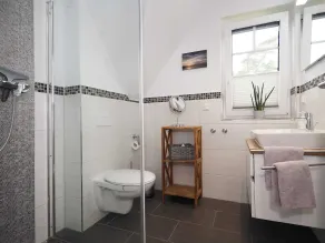 Sol, vento e \"som de ondas\" na melhor casa de férias com lareira e sauna - Image 3