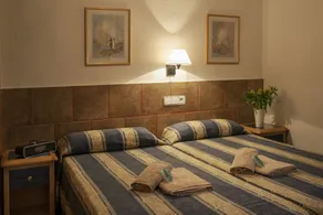 Apartamentos Portu Saler - Image 5
