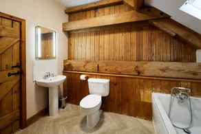 Host & Stay - The Grainary - Image 4