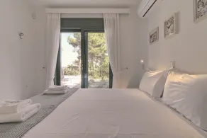 Ouzo Stone House 2 with private pool - Image 4