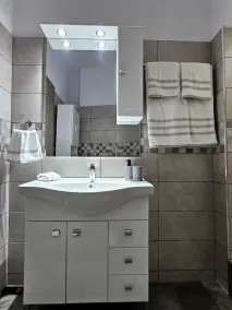 Dimitra's House - Image 4