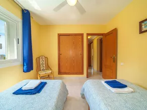 Confortable appartement pour 4 personnes avec climatisation, WIFI, piscine, TV et balcon - Image 5