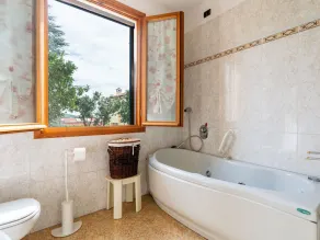 Vacation Home i Diano Castello med 2 sovrum som kan rymma 4 - Image 3