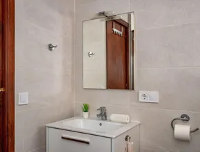 Malaga Sunshine Rentals - Beach Front Penthouse - Fuengirola - Image 2