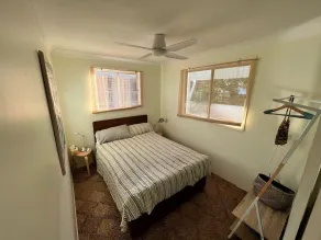 Funky beach shack off-the-grid @ Kooringal - Image 3