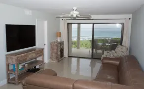 Oceanfront Condo mit toller Aussicht und großem Balkon - Image 5