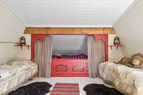 Vestlandet. Usædvanligt arkitekttegnet sommerhus. Fredelige omgivelser. I nærheden af vand. - Image 4