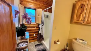 Luxury Cabin w/Heated Pool, 22min to 7 Springs, HotTub, Sauna, Game Room & Views - Image 2