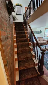 Historic 1840s Lamoreaux House / Modern Addition - Image 2