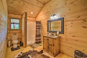 Rustic-Chic Country Cabin - 10 Mi to Main Street! - Image 2