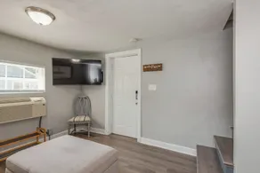 Children's Dream House! Walk to the Beach! - Image 2