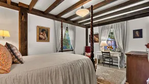 Private apartment in beautiful country barn - Image 5