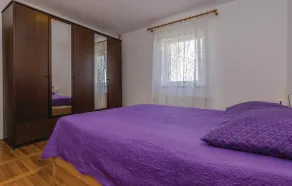 Two-Bedroom Apartment In Razanac - Image 4