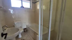 Holiday on Foley - Vincentia - 5 Minute stroll to Orion Beach, Pet Friendly - Image 3