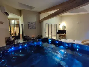 Au Temps Suspendu, Gîte, Spa&hammam, Avec SPA et Hammam Privatif - Image 4