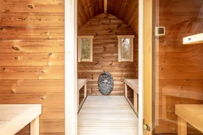 Holiday Home 'Lachen' with Private Terrace, Private Garden and Wi-Fi - Image 4