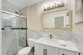 PHENOMENAL FUN DOWNTOWN DELRAY SPACIOUS HOME / W / OPVARMET POOL / TIKI HUT / NEAR BEACH - Image 2