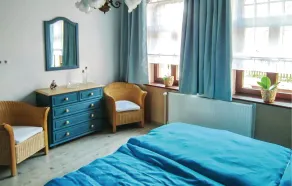 Nine-Bedroom Holiday Home In Petershagen Ot Frille - Image 2