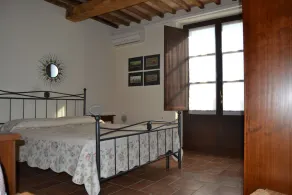 APARTAMENTO COM JARDIM PRIVADO NA VILA MEDIEVAL PERTO DO MAR, - Image 4