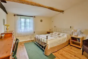 Claire Barn - Three Bedroom Villa, Sleeps 6 - Image 4