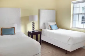 Awesome Key Biscayne Getaway! 2 Great Rooms, Beach Access, Pool, Free Parking - Image 3