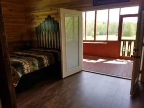 SUNDANCER CABIN CADDO RIVER !!!!!   STORT GETAWAY !!!!!!!! - Image 3
