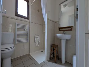 Quiet small house in Holiday Resort **** swimming pool, tennis, bar, activities - Image 2